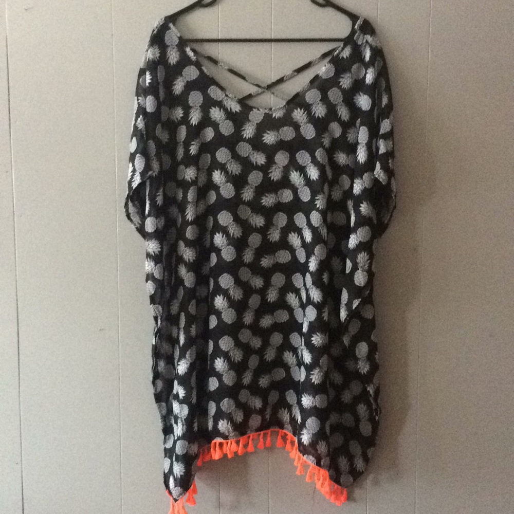 No Boundaries swimsuit cover-up good condition